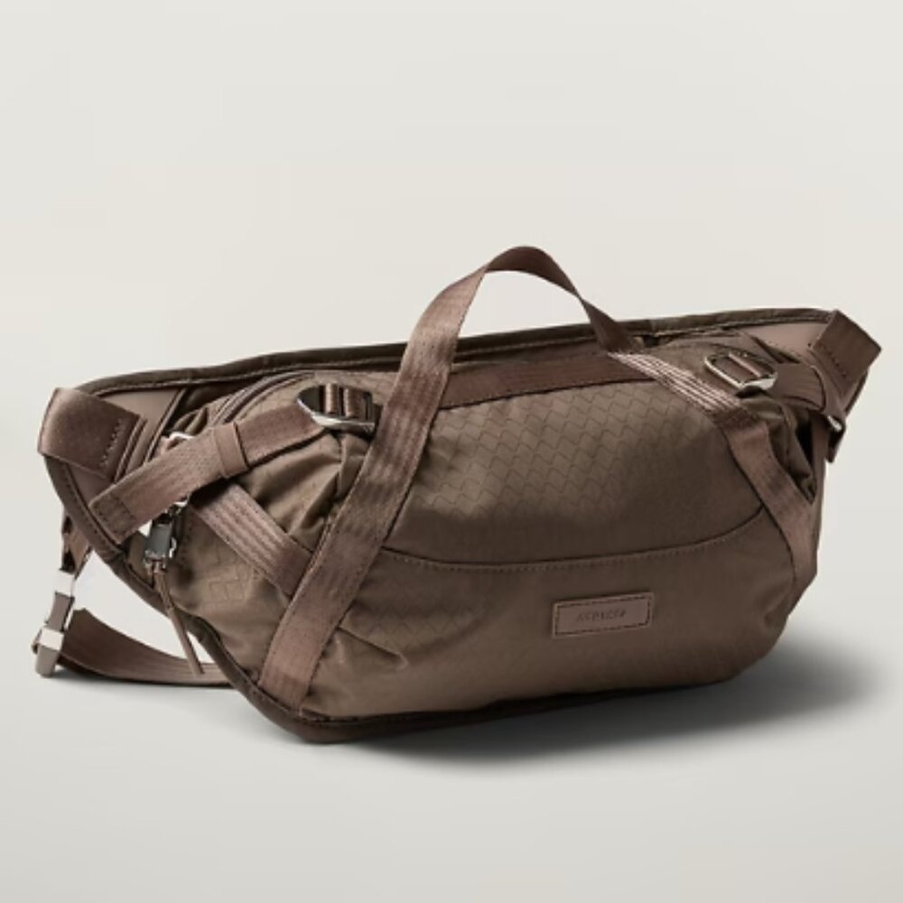 Athleta Excursion Large Belt Bag
